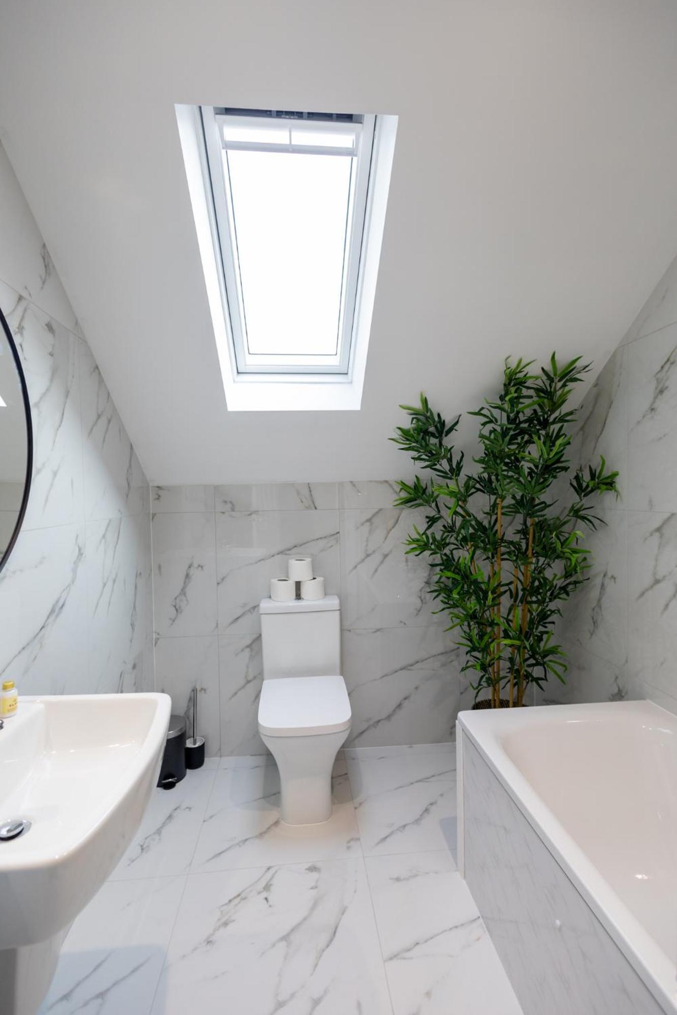 Contemporary 3Br Flat In Watford Apartment Luaran gambar